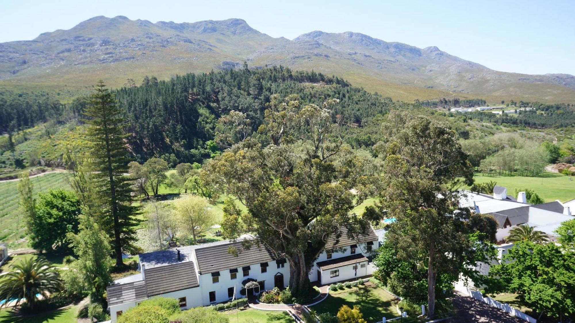 Houw Hoek Hotel Botrivier Exterior photo